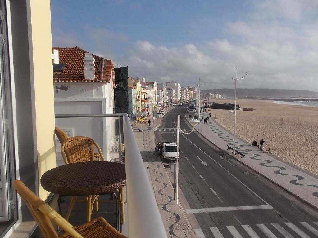 Hotel Na Crista Da Onda Nazaré Zimmer foto